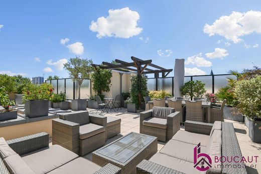 Apartment in Châtenay-Malabry, Hauts-de-Seine