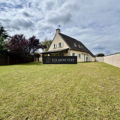 Luxury home in Plailly, Oise