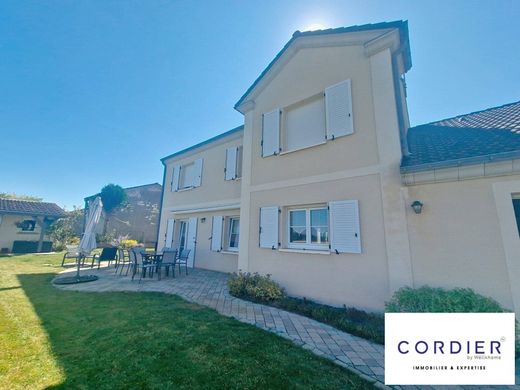 Luxus-Haus in Havange, Moselle