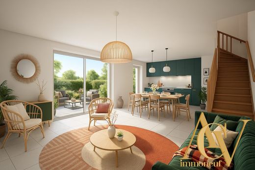 Apartment in Ventabren, Bouches-du-Rhône