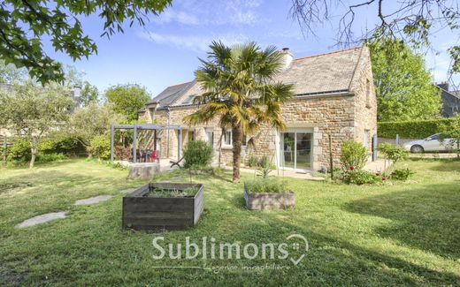 Casa di lusso a Theix, Morbihan