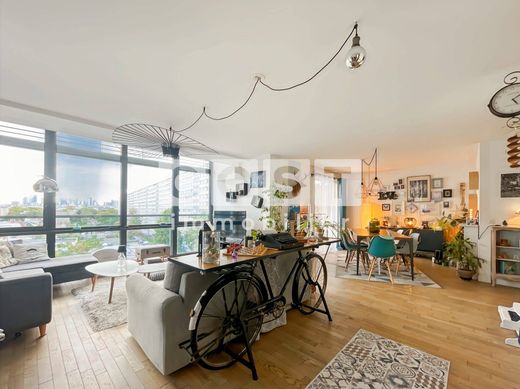 Apartment in Asnières-sur-Seine, Hauts-de-Seine