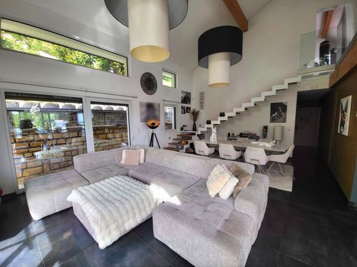 Casa di lusso a Longwy, Meurthe et Moselle