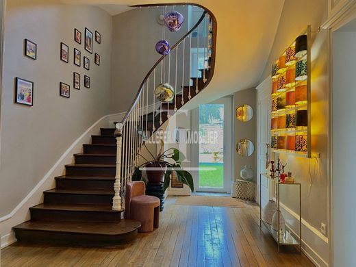 Luxus-Haus in Périgueux, Dordogne