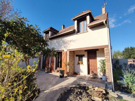 Maison de luxe à Villiers-sur-Marne, Val-de-Marne