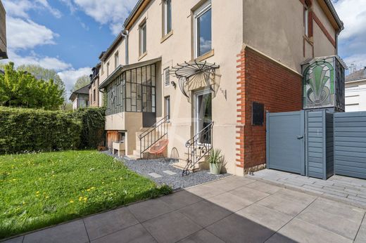 Maison de luxe à Thionville, Moselle