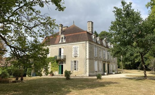 Maison de luxe à Nogaro, Gers