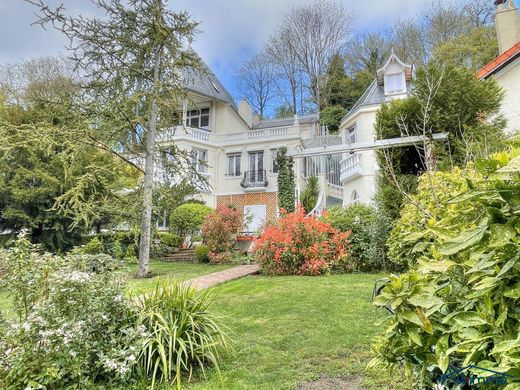 Casa de lujo en Brunoy, Essonne