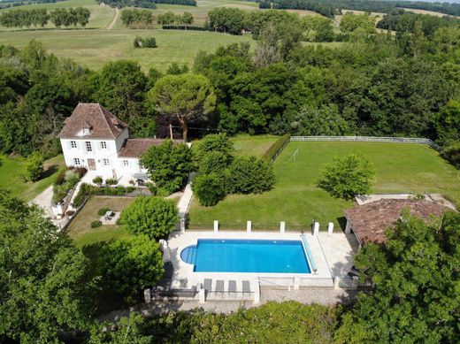 منزل ﻓﻲ Valence-sur-Baïse, Gers