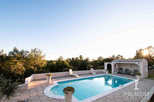 Luxury home in Saint-Julien, Var