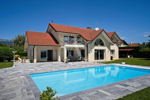 Luxury home in Prévessin-Moëns, Ain