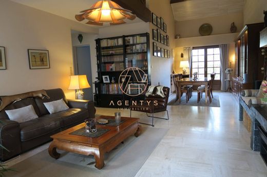 Luxury home in Champigny-sur-Marne, Val-de-Marne