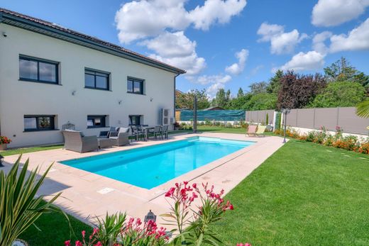 Maison de luxe à Grézieu-la-Varenne, Rhône