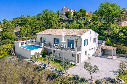Luxury home in Valensole, Alpes-de-Haute-Provence