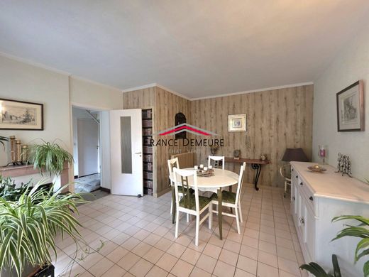 Casa di lusso a Ermont, Val d'Oise