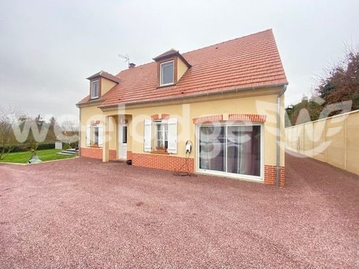 Luxury home in Gisors, Eure