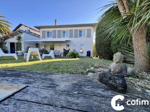 Casa di lusso a Biarritz, Pirenei atlantici