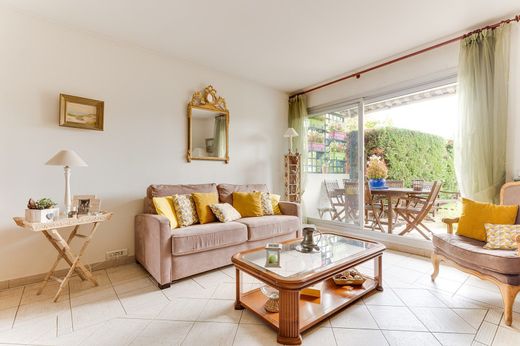 Appartement in Saint-Maur-des-Fossés, Val-de-Marne