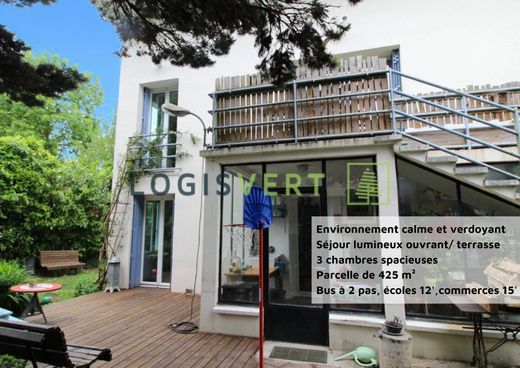 Luxus-Haus in Palaiseau, Essonne