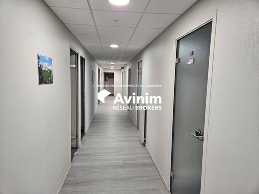Office in Bourg-en-Bresse, Ain