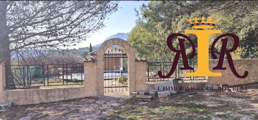 Casa di lusso a Puyloubier, Bocche del Rodano