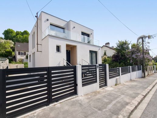 Luxury home in La Frette-sur-Seine, Val d'Oise