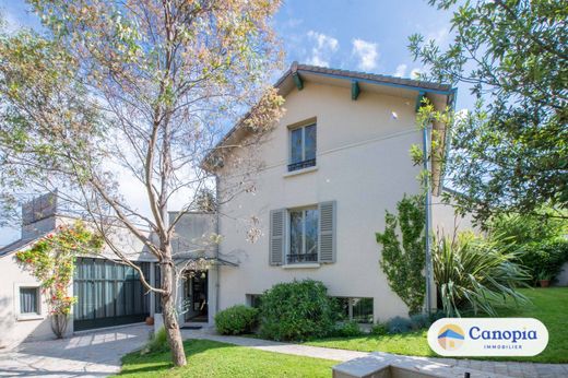 Maison de luxe à Villejuif, Val-de-Marne