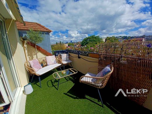 Квартира, Rueil-Malmaison, Hauts-de-Seine