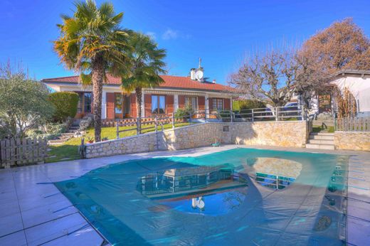 Casa di lusso a Challex, Ain