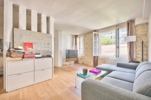 Apartment in Motte-Picquet, Commerce, Necker, Paris