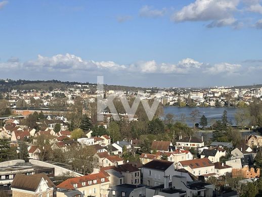 Apartment / Etagenwohnung in Saint-Gratien, Val d'Oise