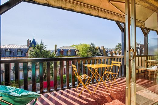 아파트 / Deauville, Calvados