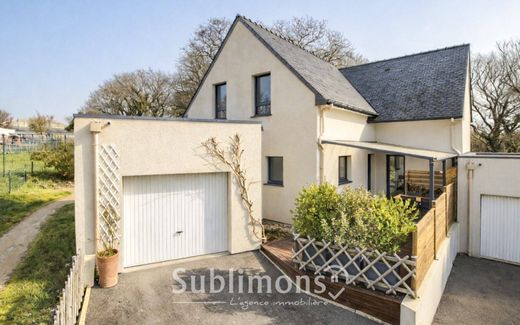 Luxury home in Baden, Morbihan