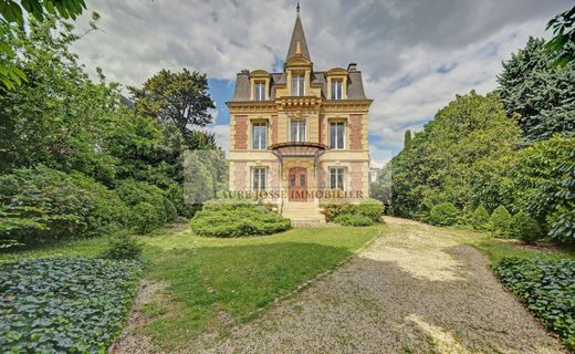Luxe woning in Le Vésinet, Yvelines