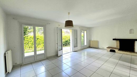 Luxe woning in Pessac, Gironde