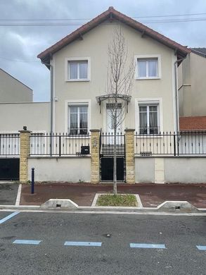 Luxury home in Drancy, Seine-Saint-Denis