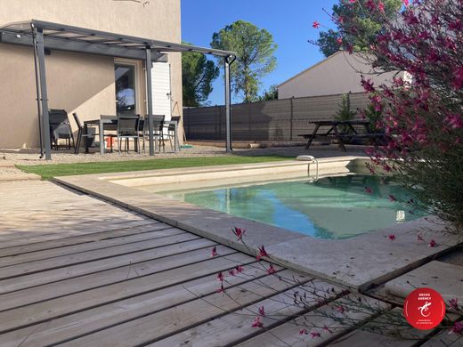 Luxe woning in Le Muy, Var