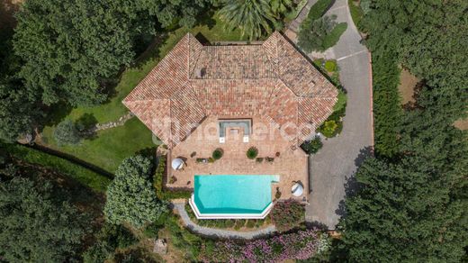 Maison de luxe à Grimaud, Var