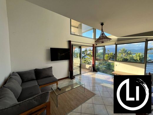 Apartment in Ouémo, Province Sud