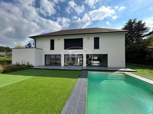 Luxury home in La Chapelle-sur-Erdre, Loire-Atlantique