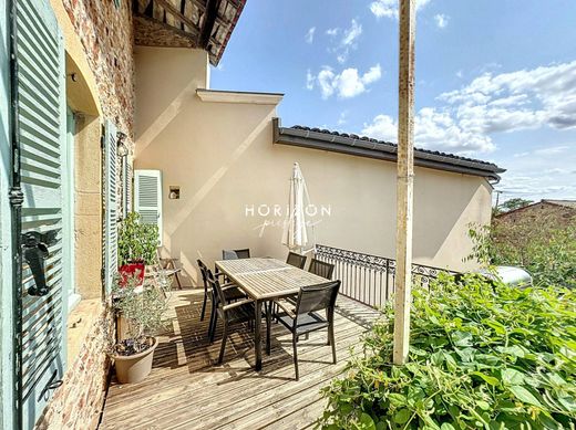 Luxe woning in Belleville, Rhône