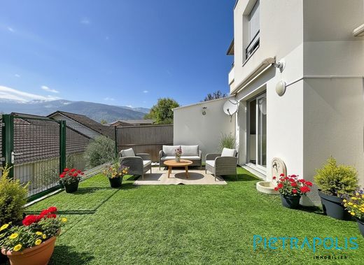 Apartment in Cessy, Ain