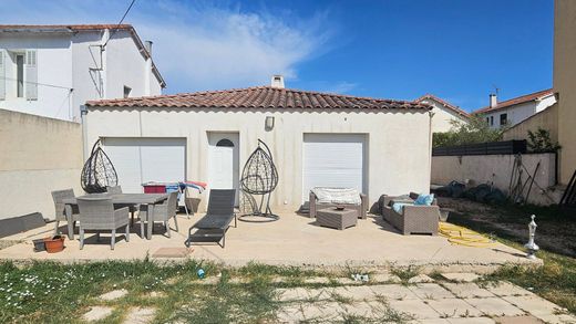 Luxury home in Aubagne, Bouches-du-Rhône