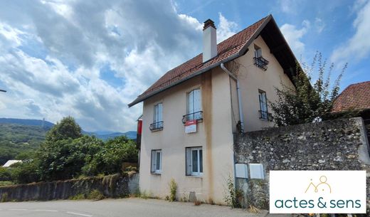 Maison de luxe à Jacob-Bellecombette, Savoie