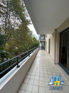 Appartamento a Courbevoie, Hauts-de-Seine