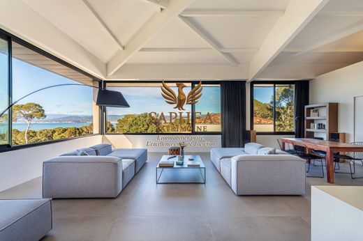 Apartment in Sanary-sur-Mer, Var