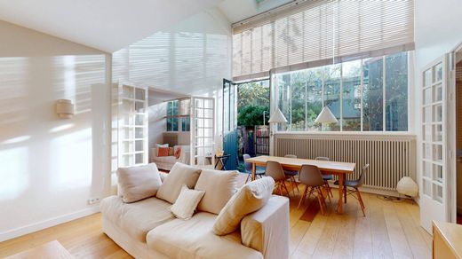 Luxury home in Montparnasse, Alésia, Montsouris, Paris