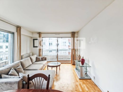 Apartment in Courbevoie, Hauts-de-Seine