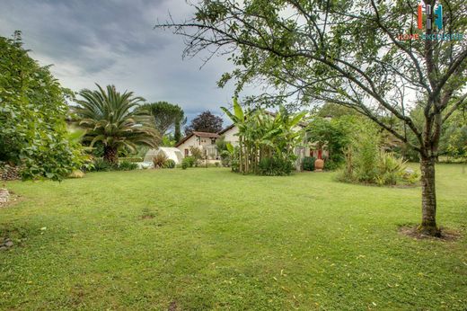 Luxe woning in Peyrehorade, Landes