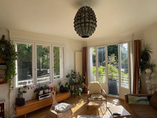 Πολυτελή κατοικία σε Le Plessis-Robinson, Hauts-de-Seine